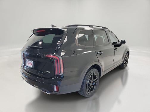 Ebony Black 2025 Kia Telluride EX X-Line