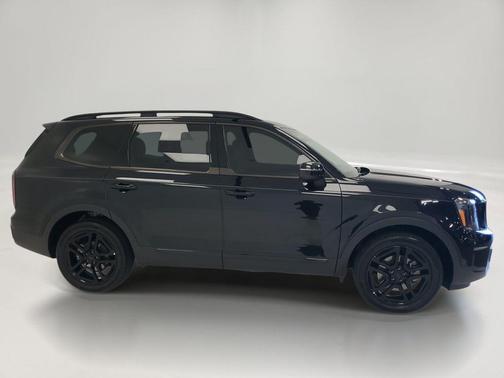 Ebony Black 2025 Kia Telluride EX X-Line