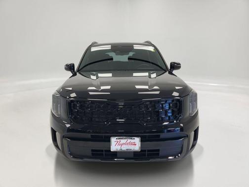 Ebony Black 2025 Kia Telluride EX X-Line