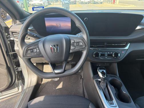 2025 Buick Envista Preferred FWD