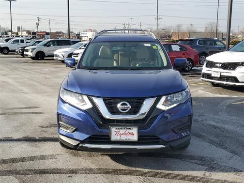 2017 Nissan Rogue SV