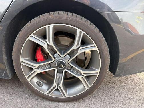 Panthera Metal 2021 Kia Stinger GT1