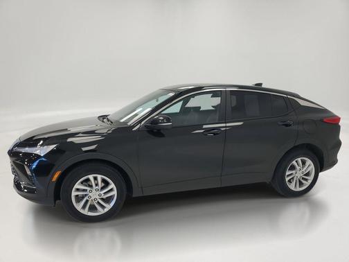 2025 Buick Envista Preferred FWD