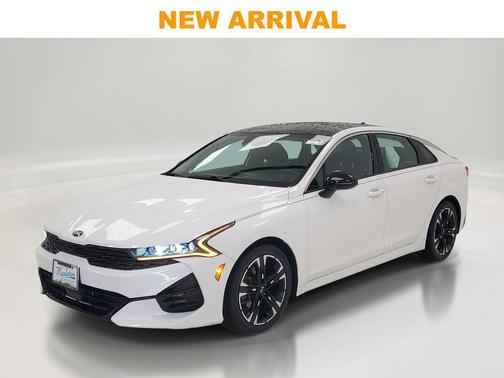 Glacial White Pearl 2021 Kia K5 GT-Line