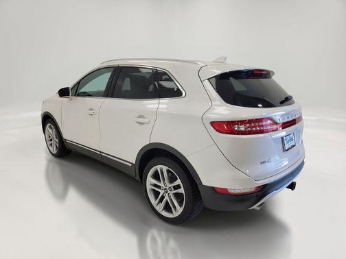 White Platinum Clearcoat Metallic 2018 Lincoln MKC Reserve