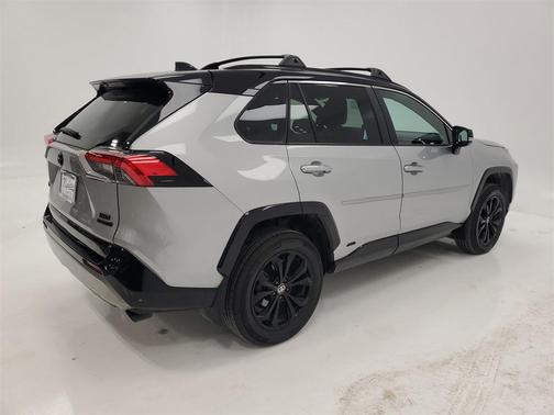 2024 Toyota RAV4 Hybrid SE