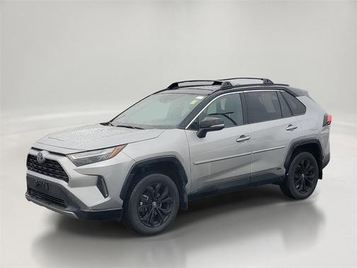 2024 Toyota RAV4 Hybrid SE