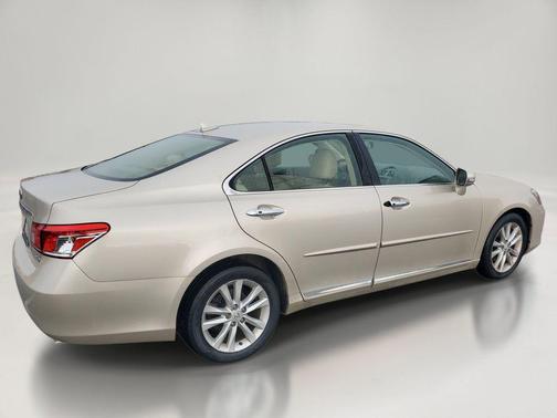 Gold 2012 Lexus ES 350 Base