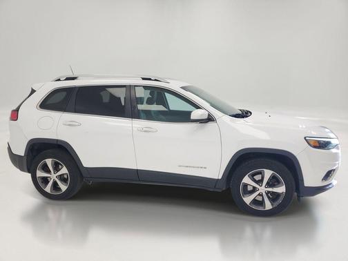Bright White Clearcoat 2020 Jeep Cherokee Limited