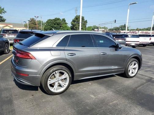 2020 Audi Q8 55 Premium Plus