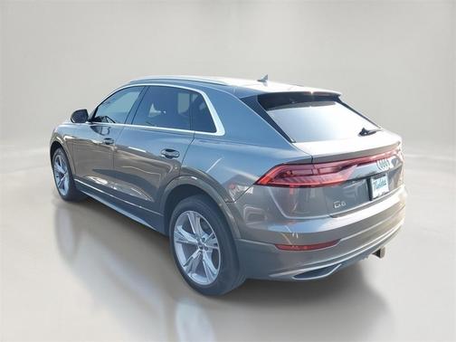 2020 Audi Q8 55 Premium Plus