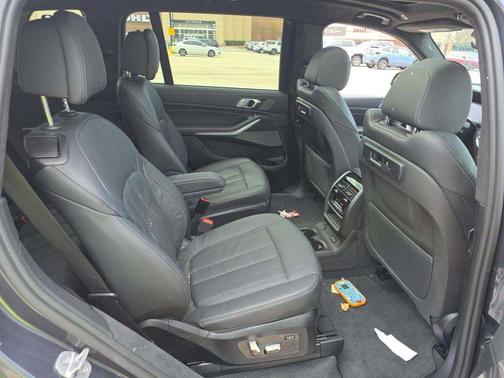 Arctic Gray Metallic 2020 BMW X7 xDrive40i