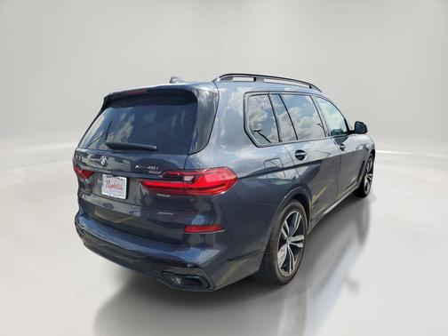 Arctic Gray Metallic 2020 BMW X7 xDrive40i
