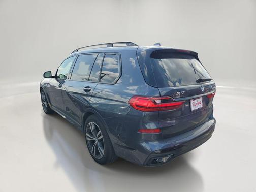 Arctic Gray Metallic 2020 BMW X7 xDrive40i