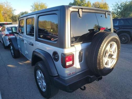 2022 Jeep Wrangler Unlimited Sport