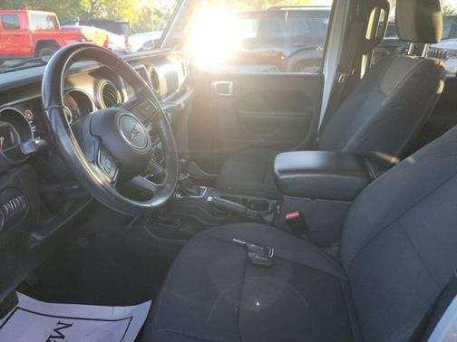 2022 Jeep Wrangler Unlimited Sport