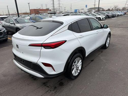 2025 Buick Envista Preferred FWD