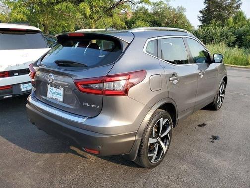 2022 Nissan Rogue Sport SL