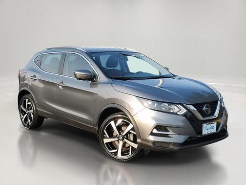 2022 Nissan Rogue Sport SL