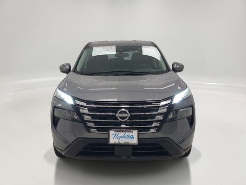 Gun Metallic 2025 Nissan Rogue SV