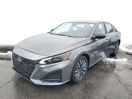 Gun Metallic 2025 Nissan Altima 2.5 SV