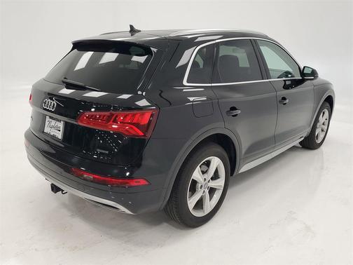 2020 Audi Q5 45 Premium