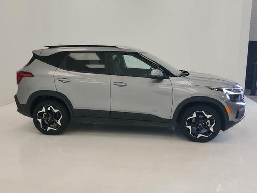 Steel Gray 2025 Kia Seltos S