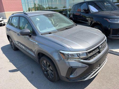 Platinum Gray Metallic 2024 Volkswagen Taos 1.5T S
