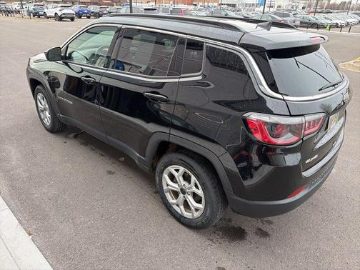 2025 Jeep Compass Latitude