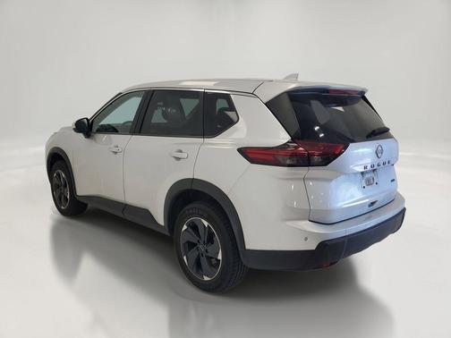 Brilliant Silver Metallic 2025 Nissan Rogue SV