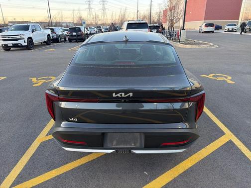 2025 Kia K4 LXS