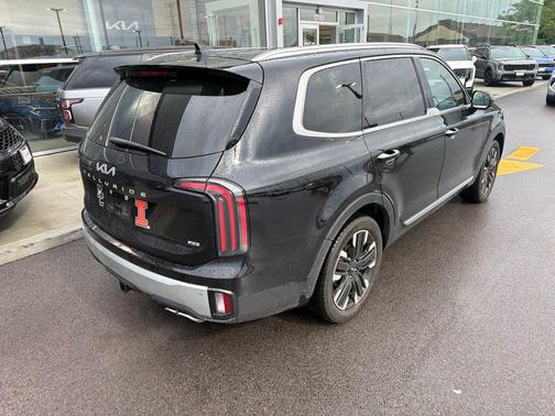 Ebony Black 2024 Kia Telluride SX Prestige