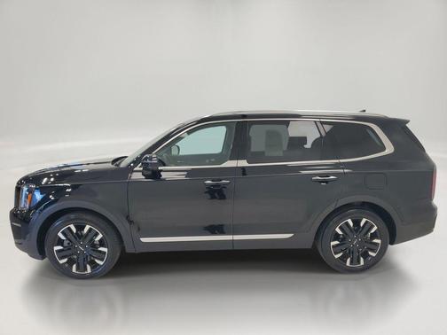 Ebony Black 2024 Kia Telluride SX Prestige