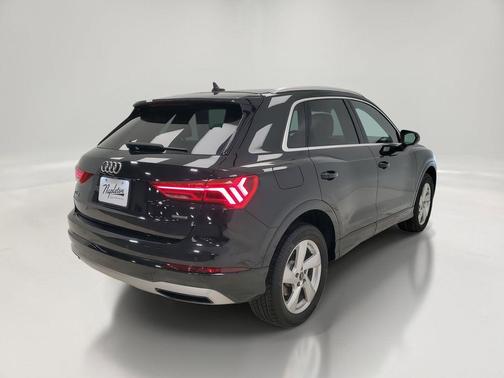 2021 Audi Q3 40 Premium