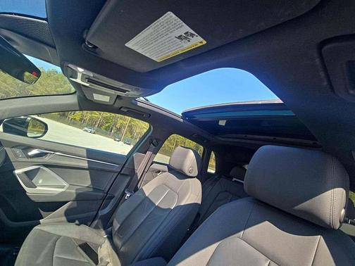 2021 Audi Q3 40 Premium