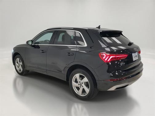 2021 Audi Q3 40 Premium