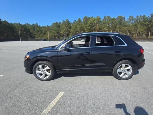 2021 Audi Q3 40 Premium