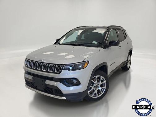 Silver Zynith Metallic Clearcoat 2025 Jeep Compass Limited