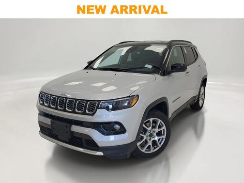 Silver Zynith Metallic Clearcoat 2025 Jeep Compass Limited