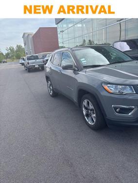 Sting-Gray Clearcoat 2021 Jeep Compass Limited