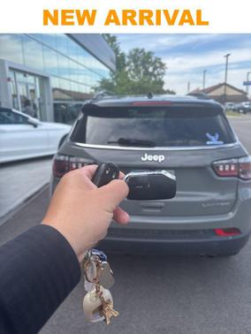 Sting-Gray Clearcoat 2021 Jeep Compass Limited