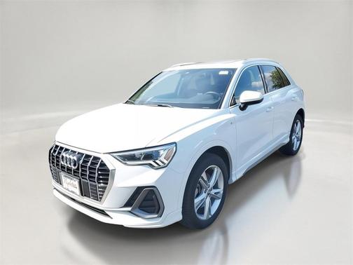 2020 Audi Q3 45 S line Premium Plus
