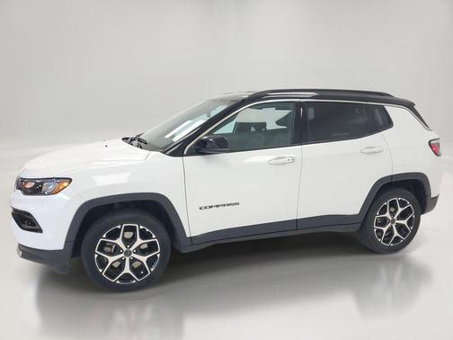 Bright White Clearcoat 2025 Jeep Compass Limited