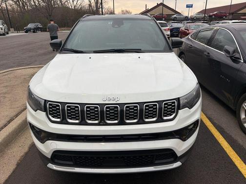 Bright White Clearcoat 2025 Jeep Compass Limited
