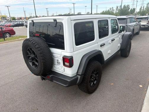 Bright White Clearcoat 2024 Jeep Wrangler 4xe Willys