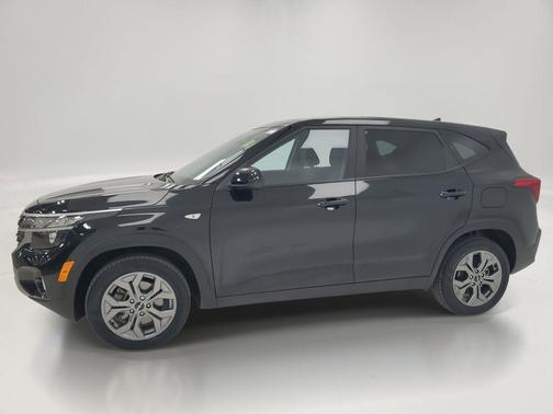 2024 Kia Seltos LX