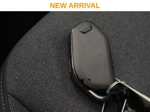 Aurora Black Pearl 2025 Kia K4 LXS