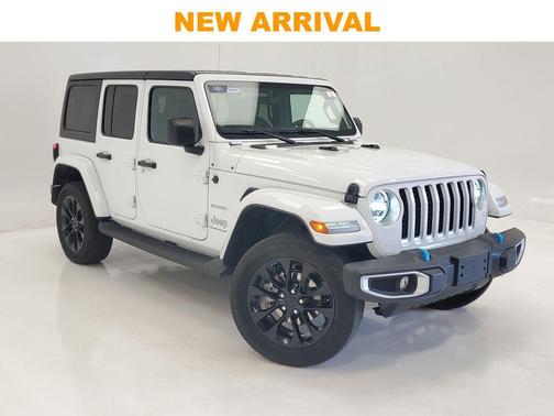 Bright White Clearcoat 2023 Jeep Wrangler 4xe Sahara