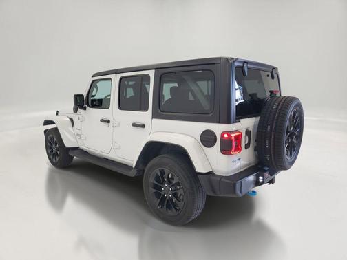 Bright White Clearcoat 2023 Jeep Wrangler 4xe Sahara