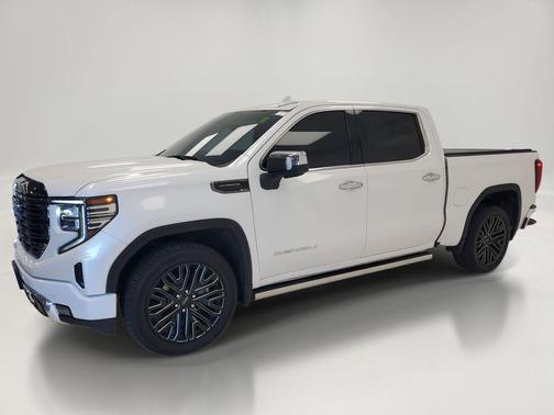 White Frost Tricoat 2022 GMC Sierra 1500 Denali Ultimate